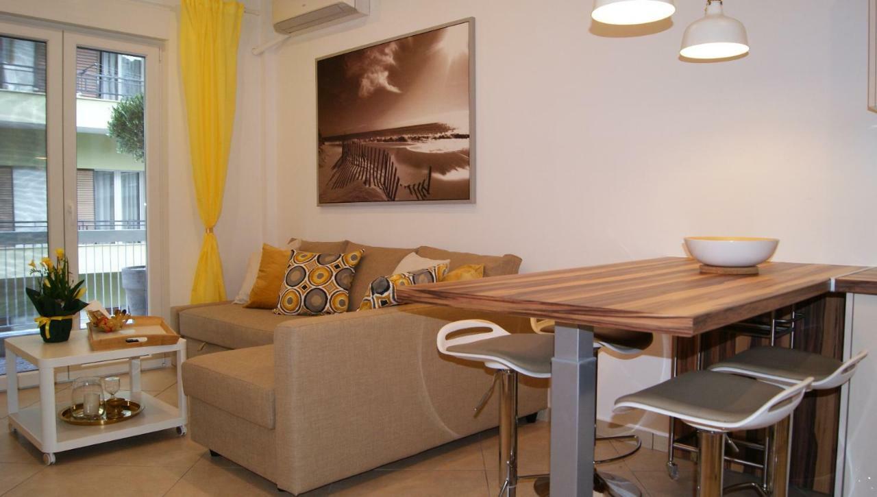 Brand New Luxury Apartment Tesalonika Bagian luar foto