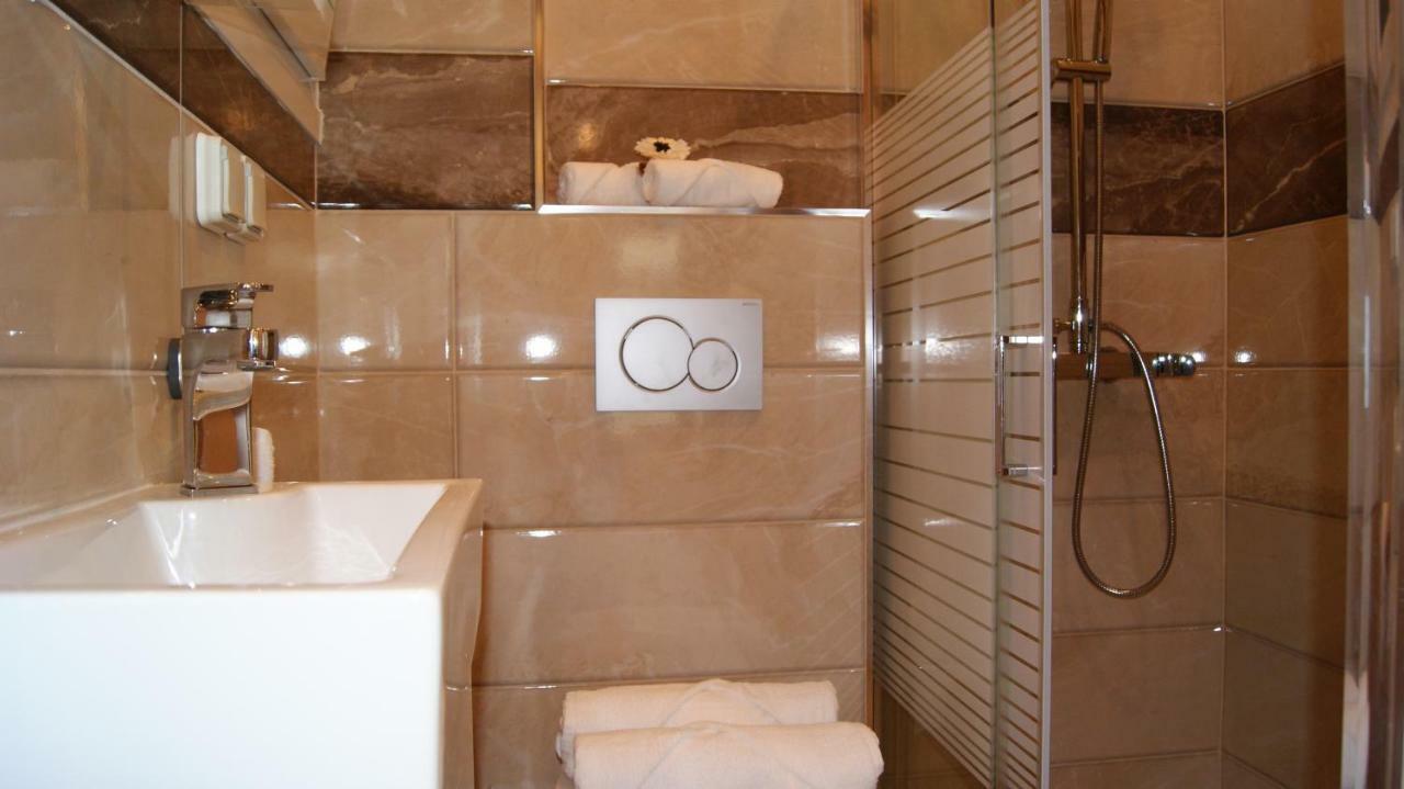 Brand New Luxury Apartment Tesalonika Bagian luar foto