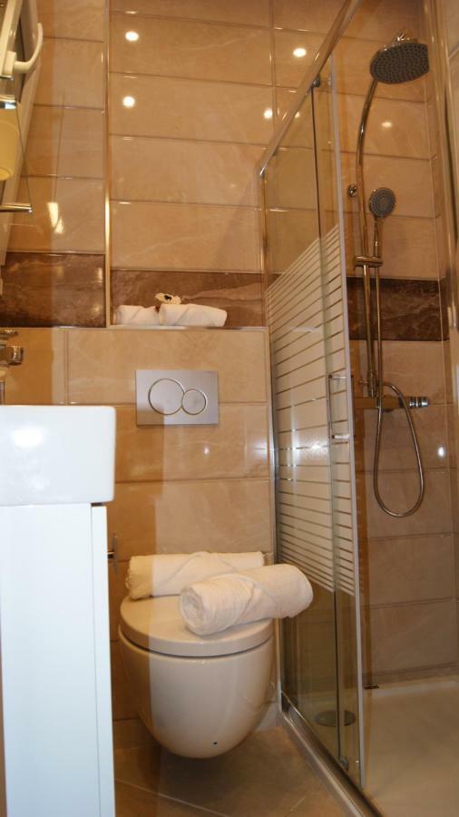 Brand New Luxury Apartment Tesalonika Bagian luar foto